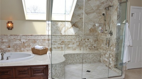 European Shower With Built-in Bench