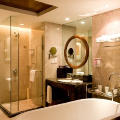 Gorgeous European Shower Complements Bathroom Design